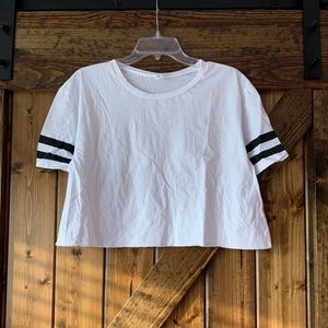 NWOT Bp crop top with striped sleeves